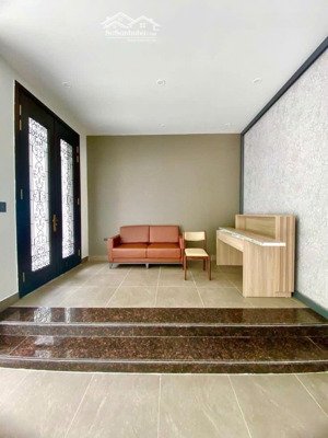 cho thuê cả nhà vinhomes marina cầu rào 2, 90m2, 6pn, 6wc, đầy đủ tiện nghi