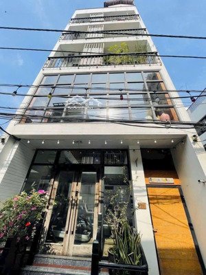 bán nhanh căn siêu phẩm dòng tiền phố ngọc thụy, long biên, doanh thu 1 tỷ/năm, đầu tư giữ tiền.