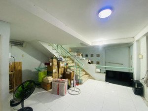 bán nhà trung tâm quận 2 116m2 đường 12m ngang đất lớn thuận tiện kinh doanh giá rẻ bất ngờ