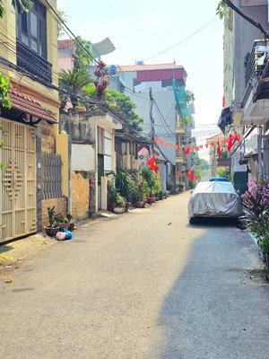 5 phú ra cầu diễn - 6,1 tỷ có nhà 33m2 5 tầng - sổ.đỏ cc