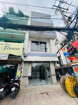 gấp! nhà chính chủ mặt tiền đường đinh bộ lĩnh quận bình thạnh