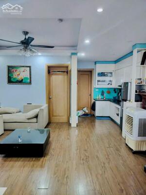 Chính chủ cần bán căn góc 76m2, full đồ, chung cư Thanh Hà