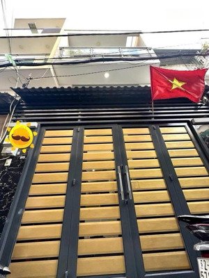 bán nhà phú thọ hòa, hxh, ngay khu chợ vải, 3 tầng kiên cố, giá chỉ nhỉnh 5 tỷ