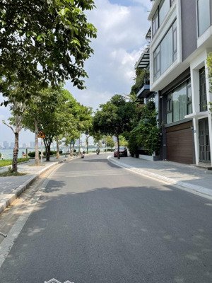 bán siêu phẩm mặt phố từ hoa view trọn hồ tây, 380m2 mặt tiền rộng nhỉnh 300 tỷ