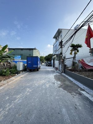 chính chủ gửi bán lô đất đường oto tránh vài bước chân ra ql3 mai lâm