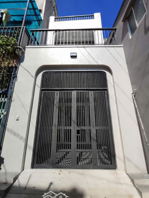 hẻm ô tô lý thuyết, 3 tầng 4pn 57m2 (3.8 x 16), p5 gò vấp, giá 7.7 ty