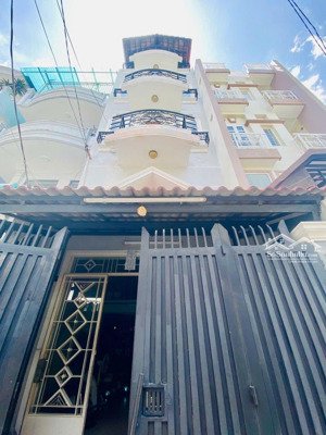 nhà 5 tầng xe hơi ngủ trong nhà gần đh mỹ thuật, p7, bình thạnh, gía chỉ 10,7 tỷ, còn thương lượng