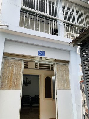 cho thuê nhà nguyên căn hẻm 220 hoàng hoa thám