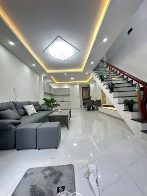 bán nhà đường 3/2, phường 1 - sổ riêng hoàn công đầy đủ