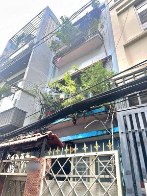 chỉ 4,25 tỷ - nhà 4 tầng hẻm thông hoàng diệu - sổ 29,1 m2