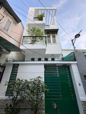 siêu vị trí ngay phan đăng lưu - nhà mới - 3 tầng - 87m2 - 200m2 sàn - chỉ 12t