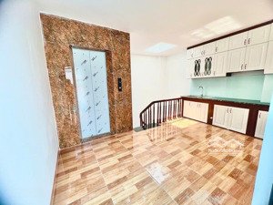 khương trungthanh xuân dt:58m xây: 7 tầng thang máy đang cho thuê dòng tiền hơn 600tr/1 năm