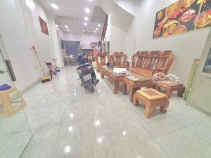 bán nhà đẹp láng hạ, đống đa, ba gác ngõ thông, gần phố, ở ngay 46m2 x 5 tầng, mt 4.1m giá: 7.6 tỷ