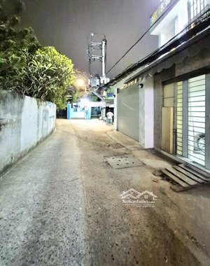 phú thuận - phú mỹ hưng q7
trung tâm q7 - xe hơi ngủ nhà - kdc hiện hữu 3 tầng - 60m2 -chỉ 7tỷ39 tl