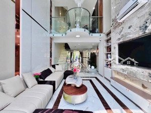 bán nhà gò vấp 1 trệt 3 lầu đẹp như biệt thự, full nội thất cao cấp, 68m2 giá 3 tỷ 490 triệu. shr.