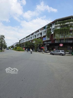 bán đất nền dự án dương hồng, nguyễn văn linh, bình hưng, 7,6 tỷ, 95m2, qua q7 chỉ 5 phút