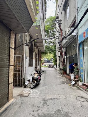 bán nhà ngõ 163nguyễn văn cừ 80m mặt tiền 4.2m 7 tầng thang máy giá 27.8 tỷ