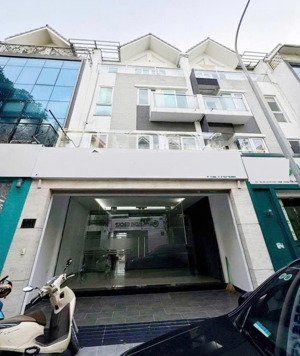 siêu phẩm như mới mặt tiền hồ bá kiện có thang máy giá 39 triệu