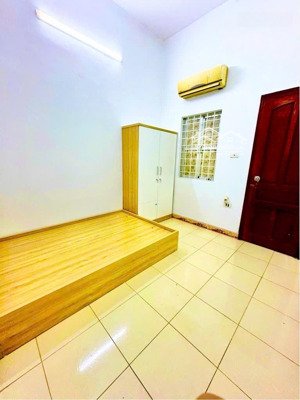 bán nhà siêu hiếm dòng tiền khủng cự lộc, thanh xuân