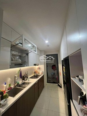 cho thuê 2 ngủ full đồ 69m2 chung cư homeland thượng thanh gần cầu chương dương 9.5tr:0916393862