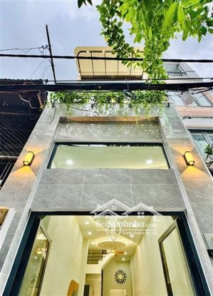 siêu phẩm điện biên phủ gần q1, sát hàng xanh nhà đẹp nở hậu full nt nhỉnh 5 tỷ