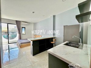 căn hộ full nội thất có bancol rộng rãi nằm ngay ngã tư phú nhuận