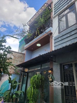 hẻm 82 quang trung p10, cạnh trường th kim đồng, 4.3x13, 3 tầng. 6.95t