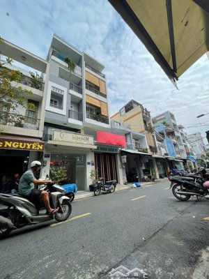 nhà đẹp hiếm 5 tầng mặt tiền đường kdc bình phú chỉ nhỉnh 8 tỷ