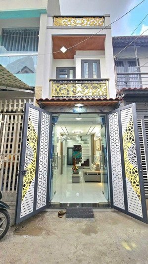 hxh //5m bình tân chỉ 2ty nhỉnh xíu 3x9m đúc 1 trệt 1 lầu 2pn 2wc