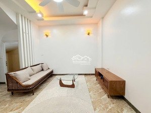 bán nhà ngọc hà, nhà mới ở ngay, ngõ 3 gác, thông tứ tung, vài chục mét ra ô tô, 42m2*4t.