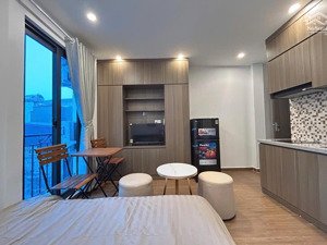 cho thuê nhà đình thôn, 9 tầng, 20 phòng, hotel, ccmn, du học, 90tr