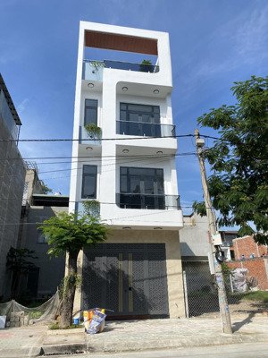 nhà mới trục chính kinh doanh tốt kdc đẹp an ninh giá còn thương lượng chính chủ, có hổ trợ bank