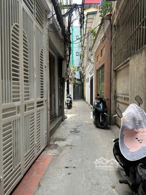 bán nhà riêng 4pn, 3wc, 38m2 tại phố 8/3, thanh nhàn, hai bà trưng, hà nội, giá cực chất 8,45 tỷ