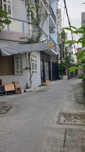 nhà đường nguyễn thái sơn, p.4 cũ, gò vấp, dt 55m, 4 tầng, giá 7,31 tỷ.