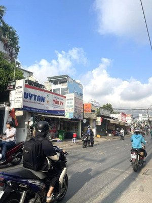 gấp! nhà mtkd đường nhánh tây hoà, 79m2, đường nhựa xe tải tránh nhau. chỉ 6.4 tỷ