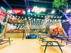 cho thuê nhà mặt tiền: phạm văn đồng, phường 13, quận bình thạnh, tphcm.
- dt: 20m x 21m 3 tầng