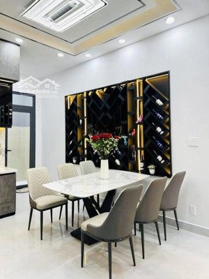 nhà 4 tầng 5pn 64m2 huỳnh tấn phát - 4x16 - hẻm xe hơi - gần phú mỹ hưng - 7 tỷ nhỉnh