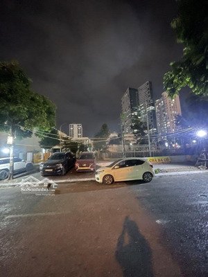 phân lô phố mạc thái tổ- ô tô vào nhà trung tâm cầu giấy 45m -5 tầng -mặt tiền 5m- đường rộng 5m