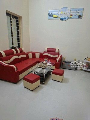 ba bước ra mặt phố oto tránh, ngõ thông kinh doanh, nhà đẹp full nt. dt 30m 3t mt4,8m giá 6,6tỷ