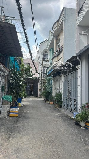 hẻm 4,5m-giá 6 tỷ 99 thương lượng-cần bán gấp - diện tích 4 x 15 - không khí mát thoáng mát tài lộc