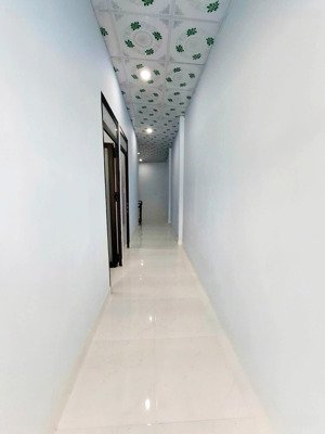 nhà đẹp ở liền hẻm ô tô tránh thoại ngọc hầu tân phú giảm cực mạnh còn hơn 4 đồng chút