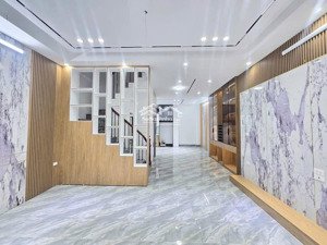 chính chủ bán căn hoa hậu trần khát chân - thang máy tốc độ cao 6 ngủ khép kín - full nội thất