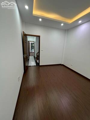 Bán nhanh nhà ngõ Xuân Diệu, giá 16.5 tỷ, 45,2m2x2 tầng