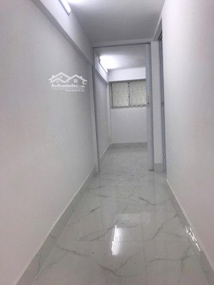 chung cư 80m2 - 3 tỷ cc lầu 1 trần hưng đạo phường 7 quận 5 chưng cư lầu 1 rất tiện đi lại