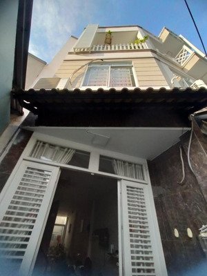 bán nhà 3 tầng, hxh đường võ văn ngân, thủ đức, 57m2, chỉ 5.7 tỷ