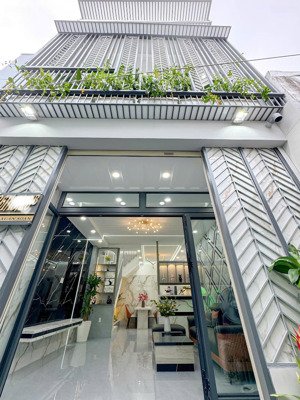 bán nhà đẹp 2 tầng ở ngay trần xuân soạn, quận 7, hcm chỉ nhích 6 tỷ, dtđất 60m2 mặt tiền 4,5 m