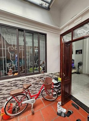 thông số siêu đẹp, trung liệt đống đa 46m2*5t*mt6m giá 11,6 tỷ, gần phố, dân chí cao