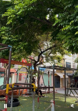 nhà 39m.6tầng. viêw công viên. oto đỗ cửa. tân mai -hoàng mai.