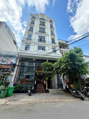 dòng tiền 8% năm ! bán gấp tòa nhà đinh bộ lĩnh ,p26, q.bình thạnh-6 tầng-thuê 175 triệu -gía 27 tỷ