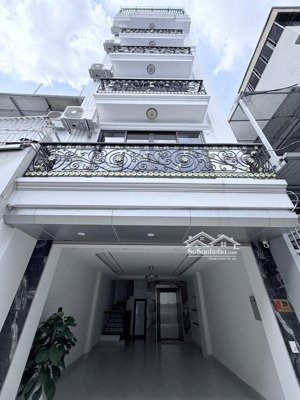 bán căn nhà lõi phố ngọc thuỵ bồ đề thang máy full nội thất